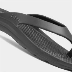 Totes Everywear Mens Black Toe Post Sandal 10 Totes Everywear Mens Black Toe Post Sandal -Skechery Store 599087 2 L05.20230627000218